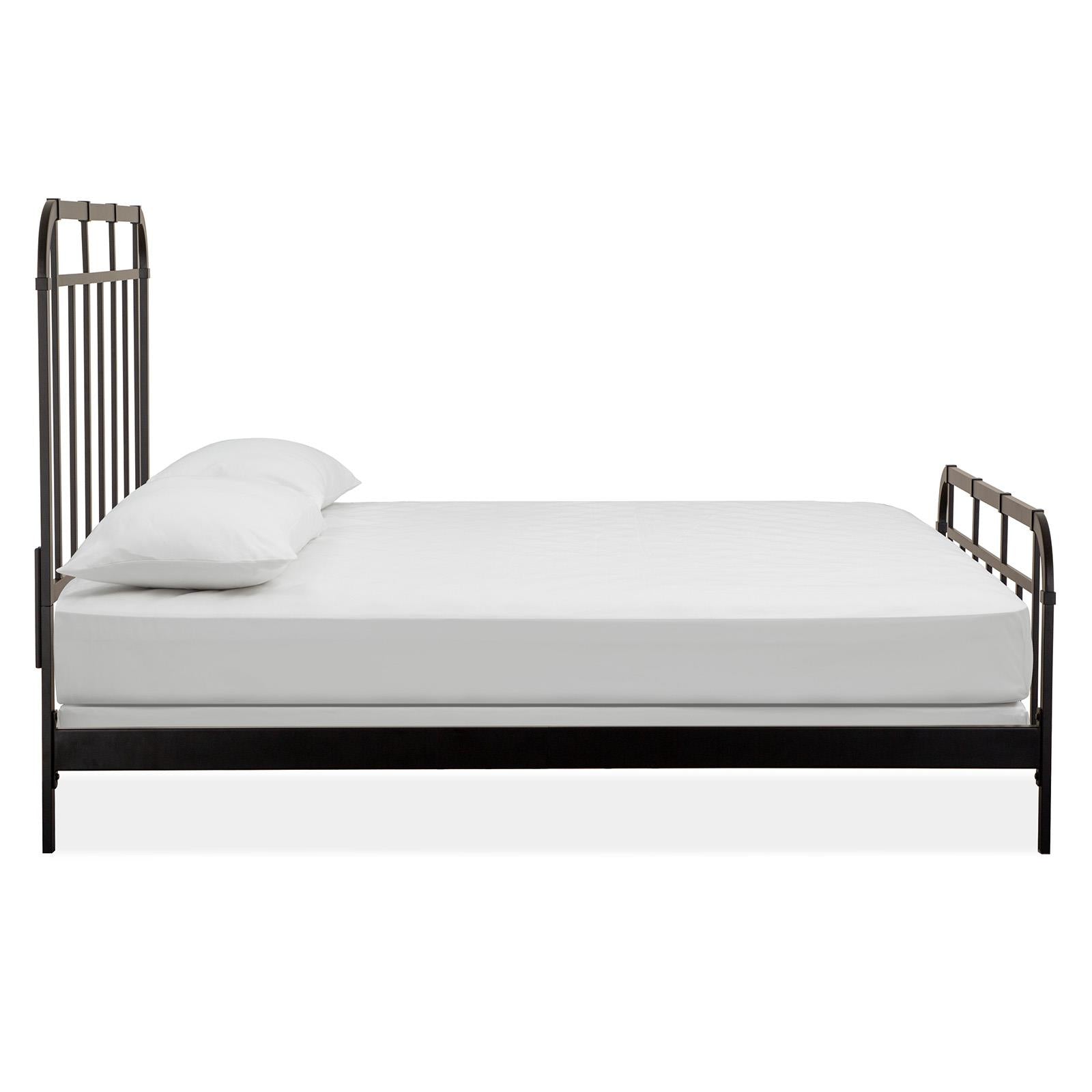  Magnussen Harper Springs B5321-57 Metal Queen Bed IMAGE 3
