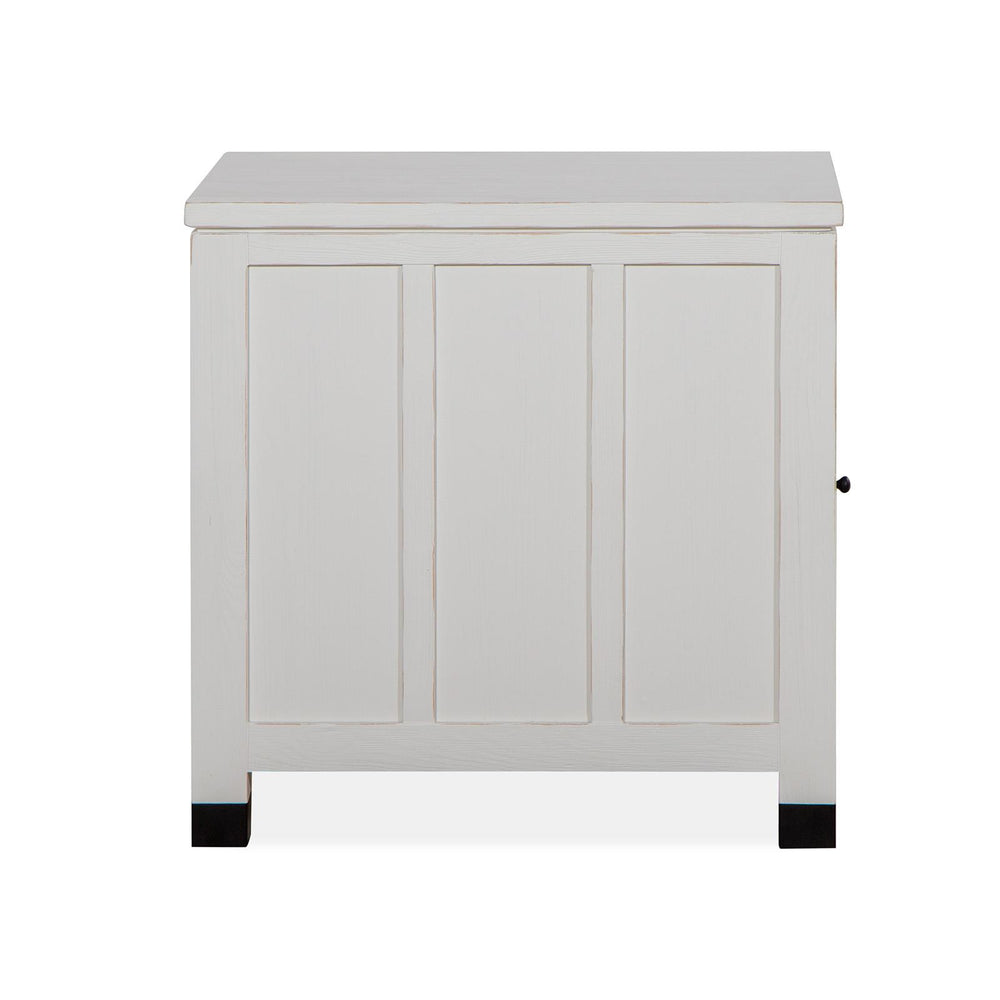  Magnussen Harper Springs T5321-10 Chairside End Table IMAGE 4