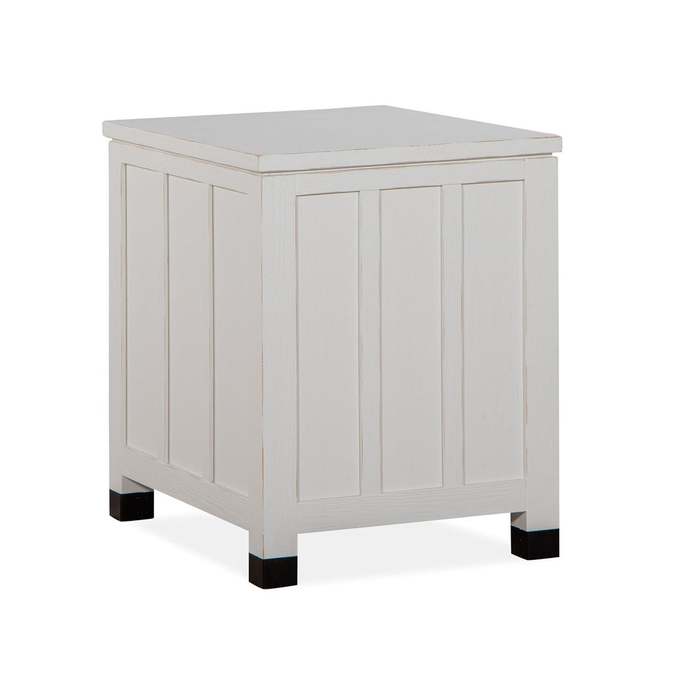  Magnussen Harper Springs T5321-10 Chairside End Table IMAGE 5