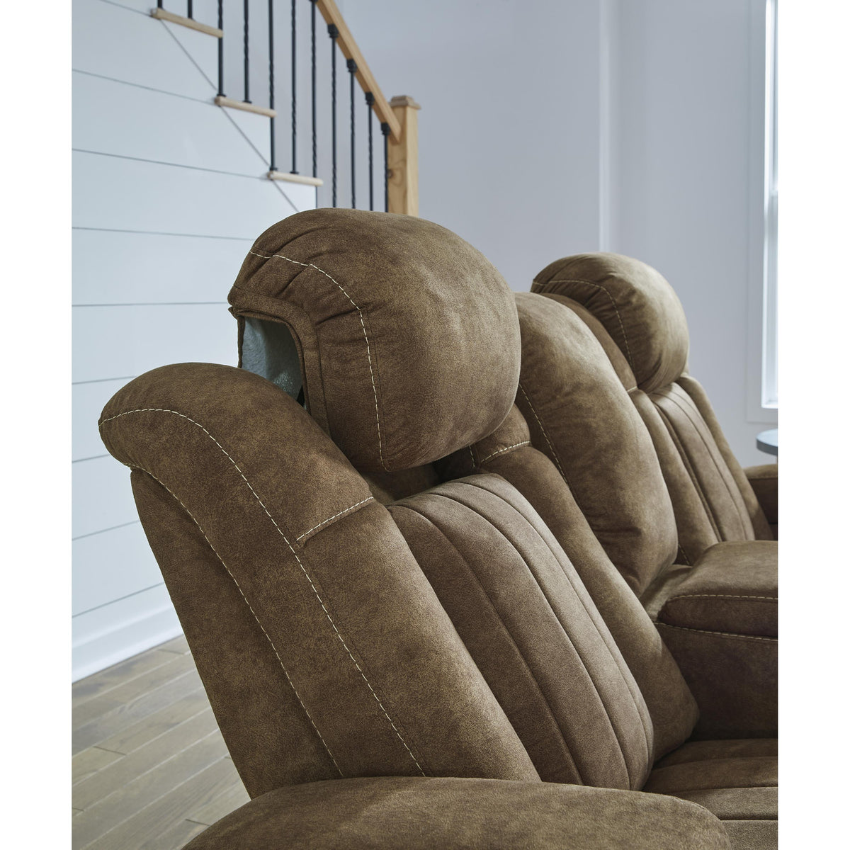  Signature Design by Ashley Wolfridge 6070318 Power Reclining Loveseat with Console and Adjustable Headrest IMAGE 8