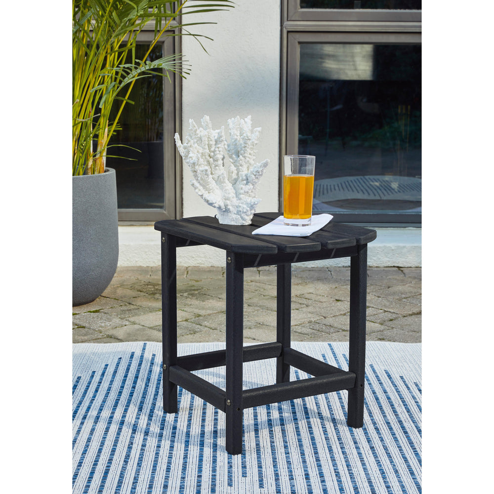  Signature Design by Ashley Sundown Treasure P008-703 End Table IMAGE 4