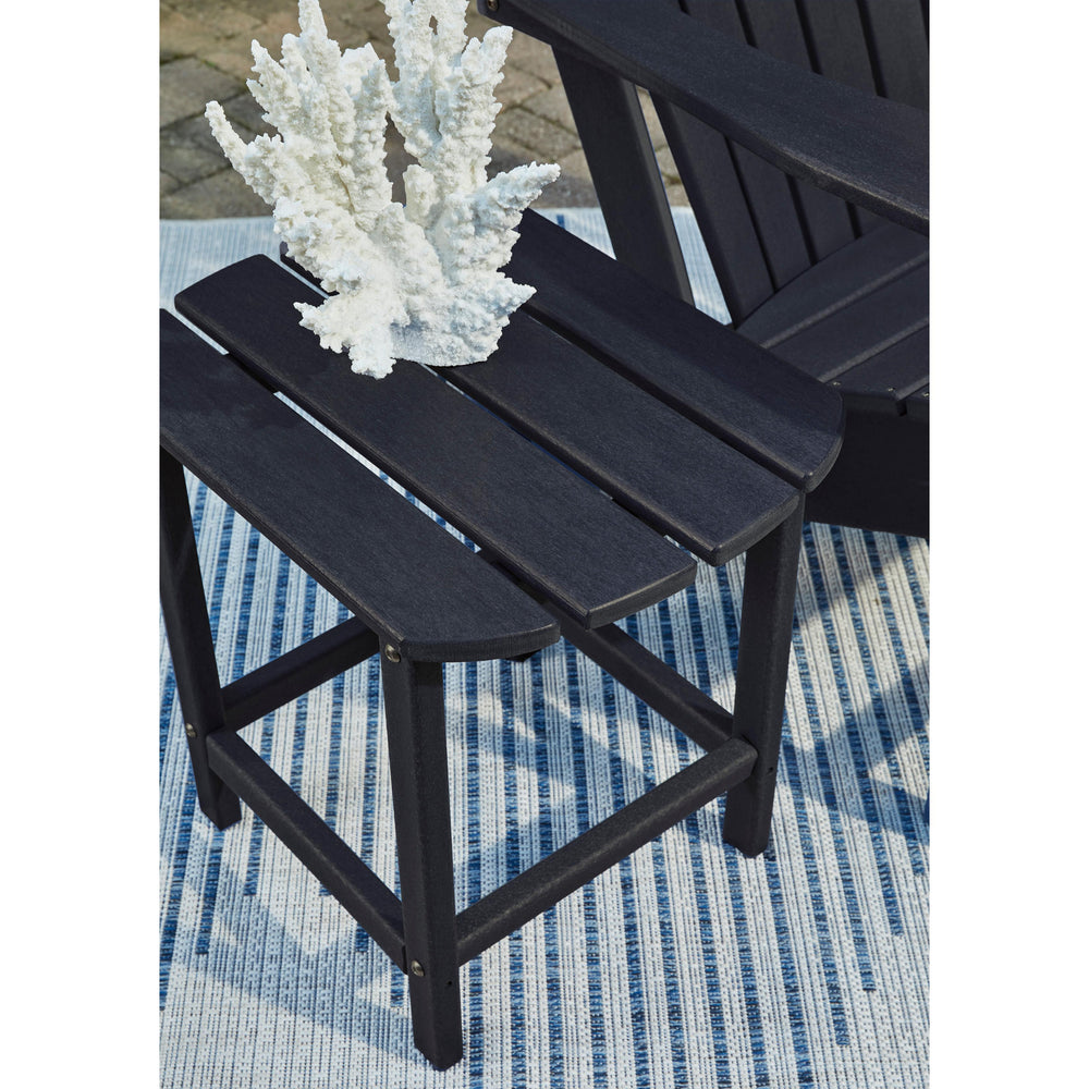  Signature Design by Ashley Sundown Treasure P008-703 End Table IMAGE 5