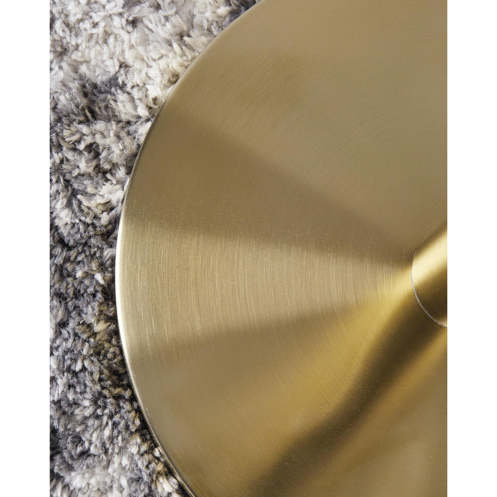  Signature Design by Ashley Tobbinsen L208421 Metal Floor Lamp IMAGE 5