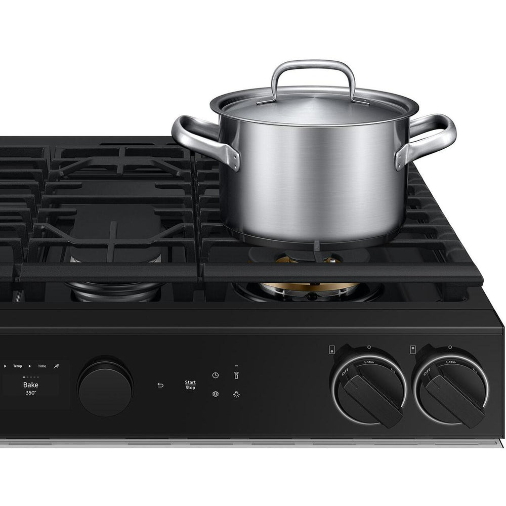  Samsung 6.0 cu. ft. Bespoke Smart Slide-In Gas Range NSG6DB870012/AA IMAGE 6