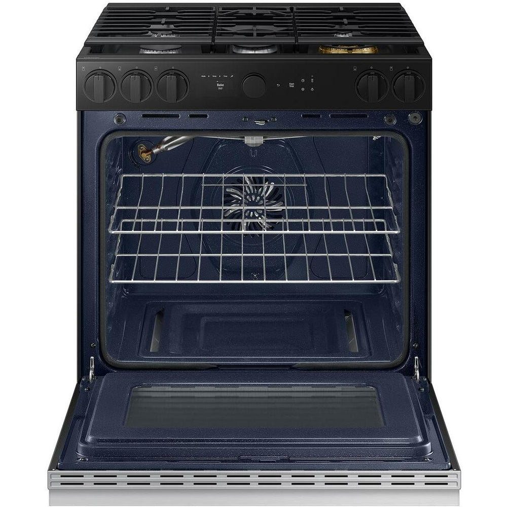  Samsung 6.0 cu. ft. Bespoke Smart Slide-In Gas Range NSG6DG8700SR/AA IMAGE 2
