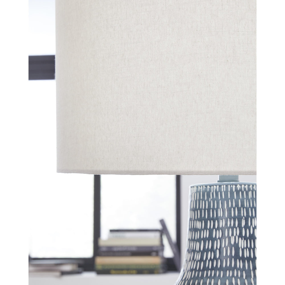  Signature Design by Ashley Schylarmont L207474 Metal Table Lamp IMAGE 3