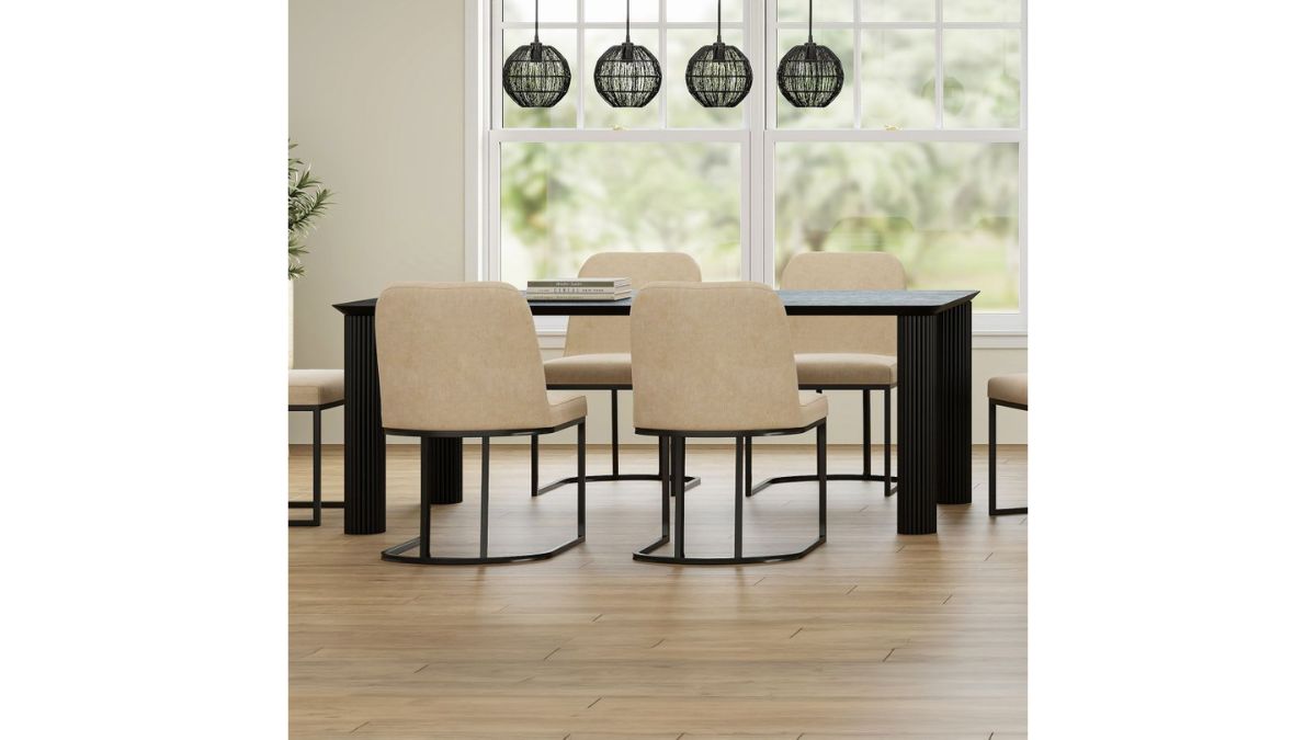 SANGRA DINING TABLE