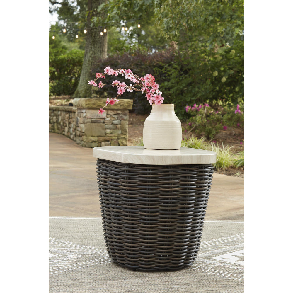  Signature Design by Ashley Kimora P711-702 Square End Table IMAGE 4