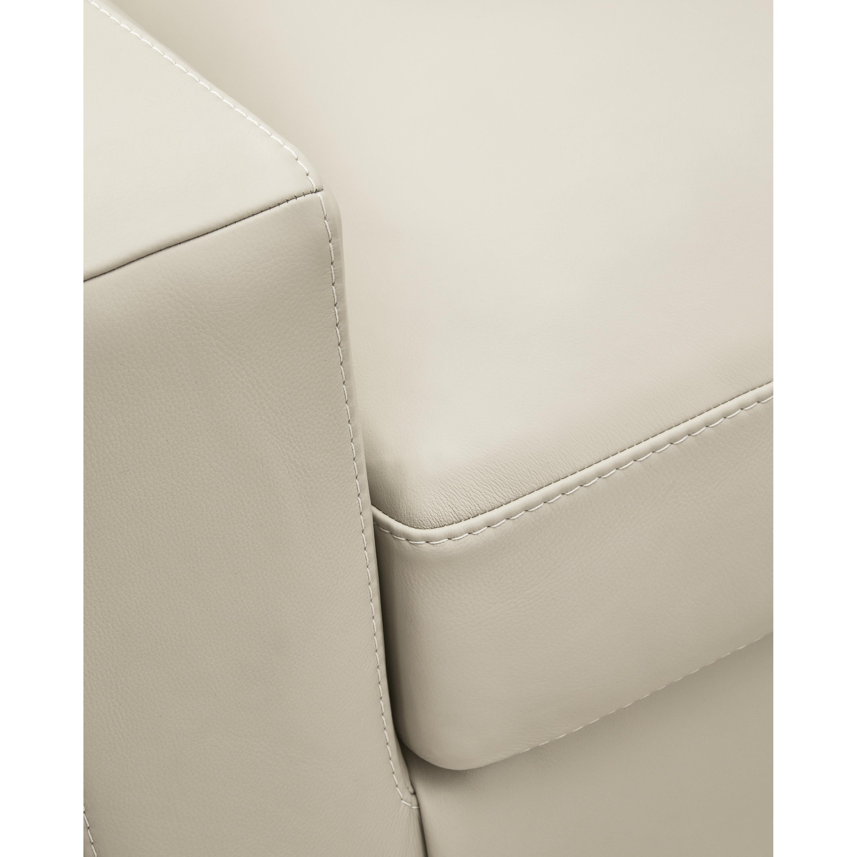  Signature Design by Ashley Treasure Trove 1930438C Sofa IMAGE 6