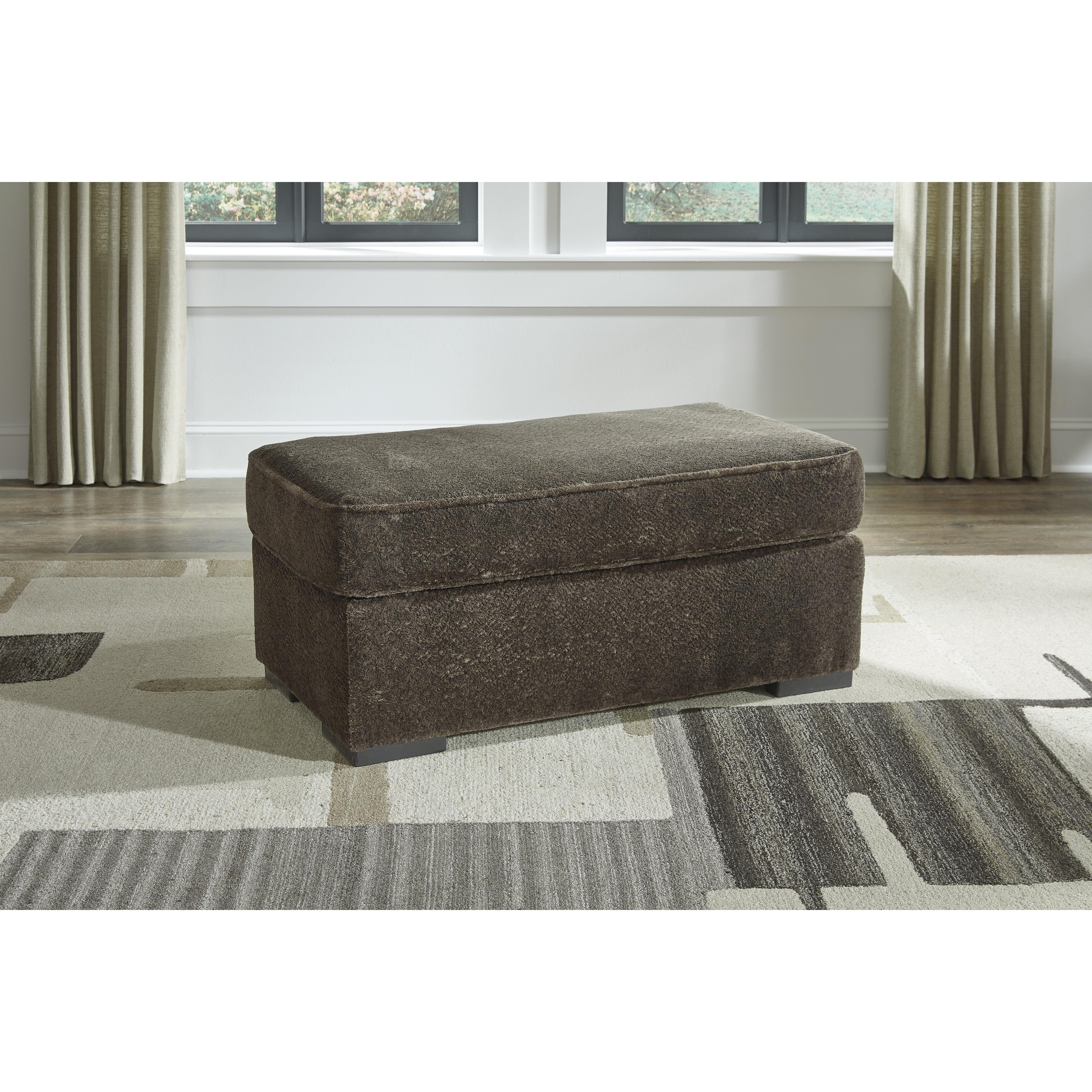  Benchcraft Aylesworth 53702U1 Oversized Chair and Ottoman IMAGE 3