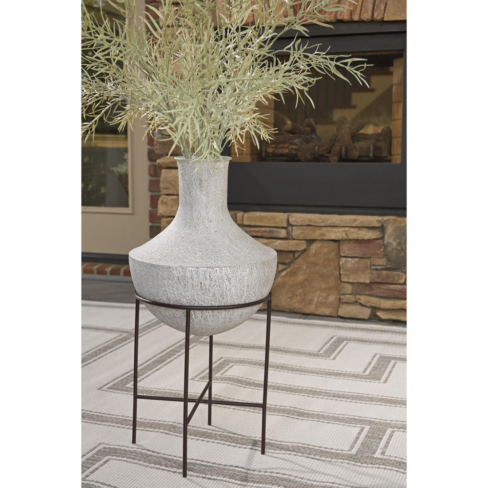  Signature Design by Ashley Estonbank A2000747 Vase IMAGE 3