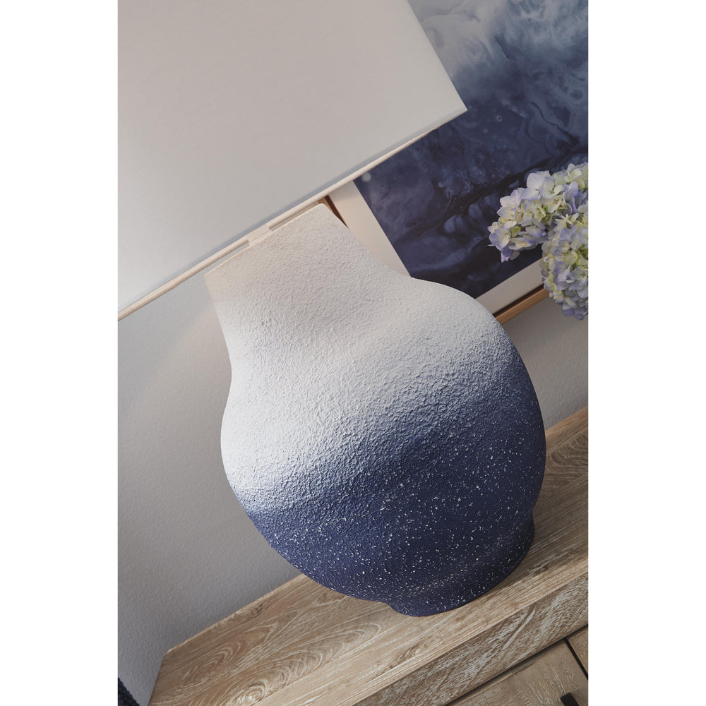  Signature Design by Ashley Dashland L207514 Metal Table Lamp IMAGE 4