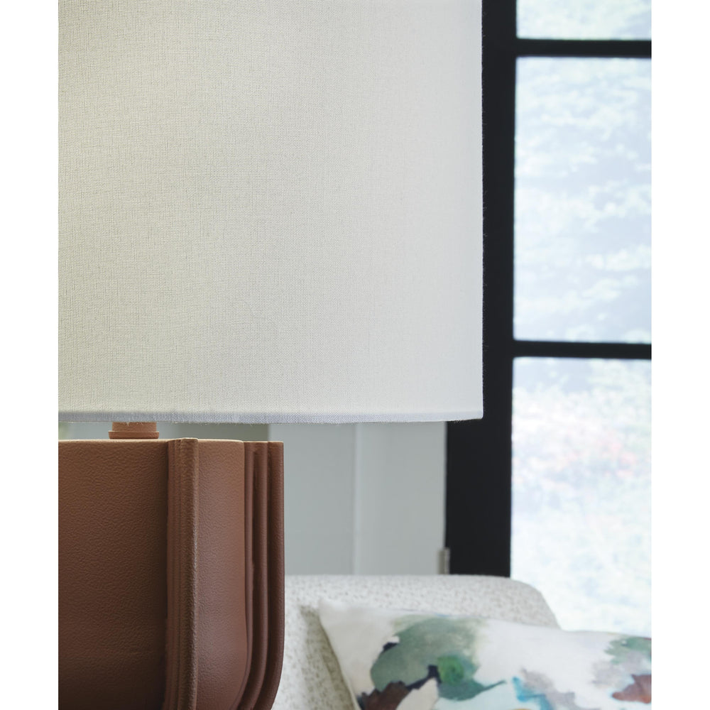  Signature Design by Ashley Rowandale L207534 Metal Table Lamp IMAGE 4