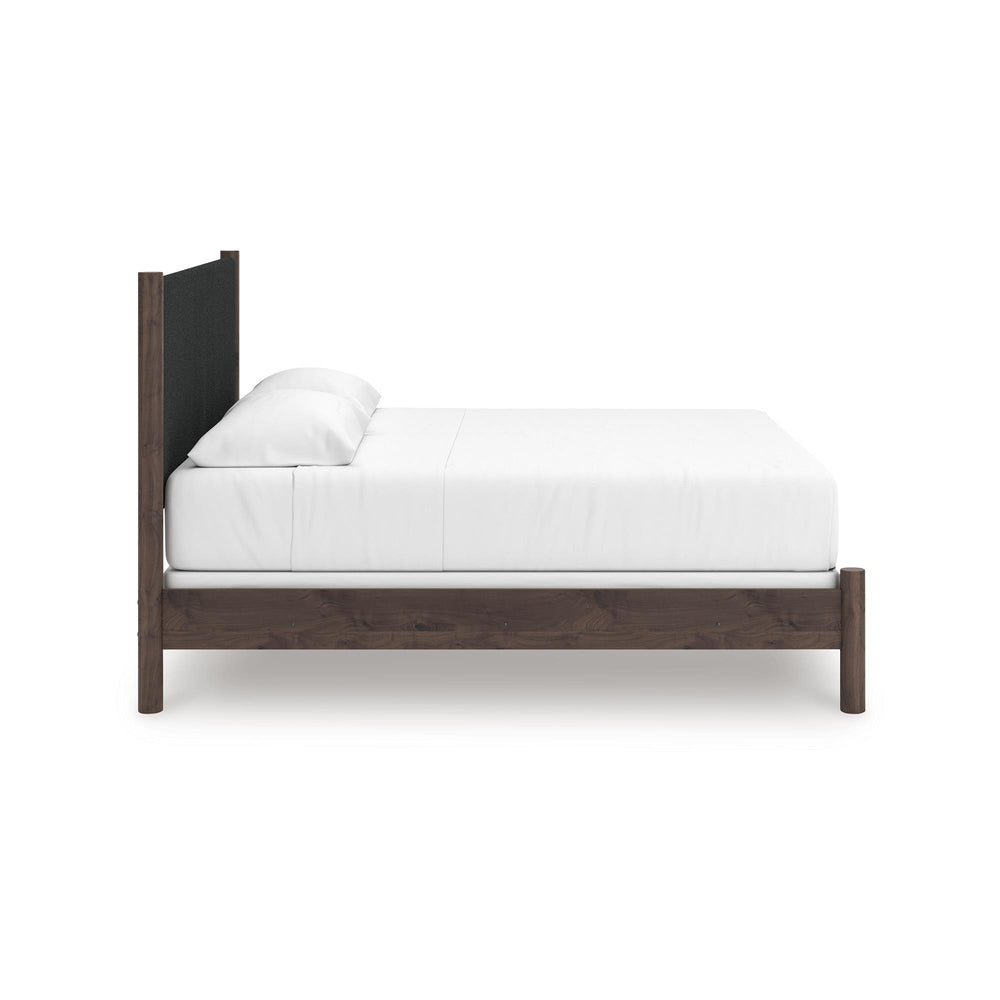  Signature Design by Ashley Pamytta PCB2614B29 King Upholstered Panel Bed IMAGE 5