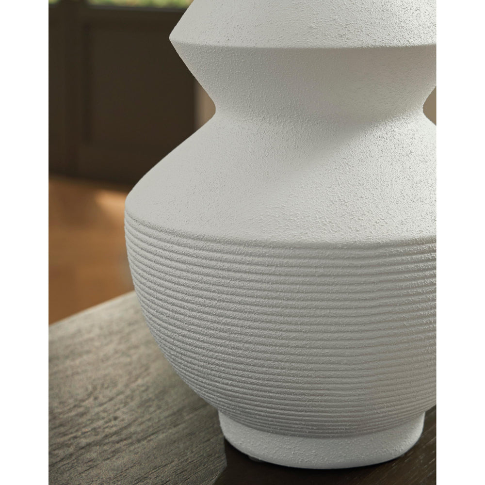  Signature Design by Ashley Naveen A2000870 Vase IMAGE 4