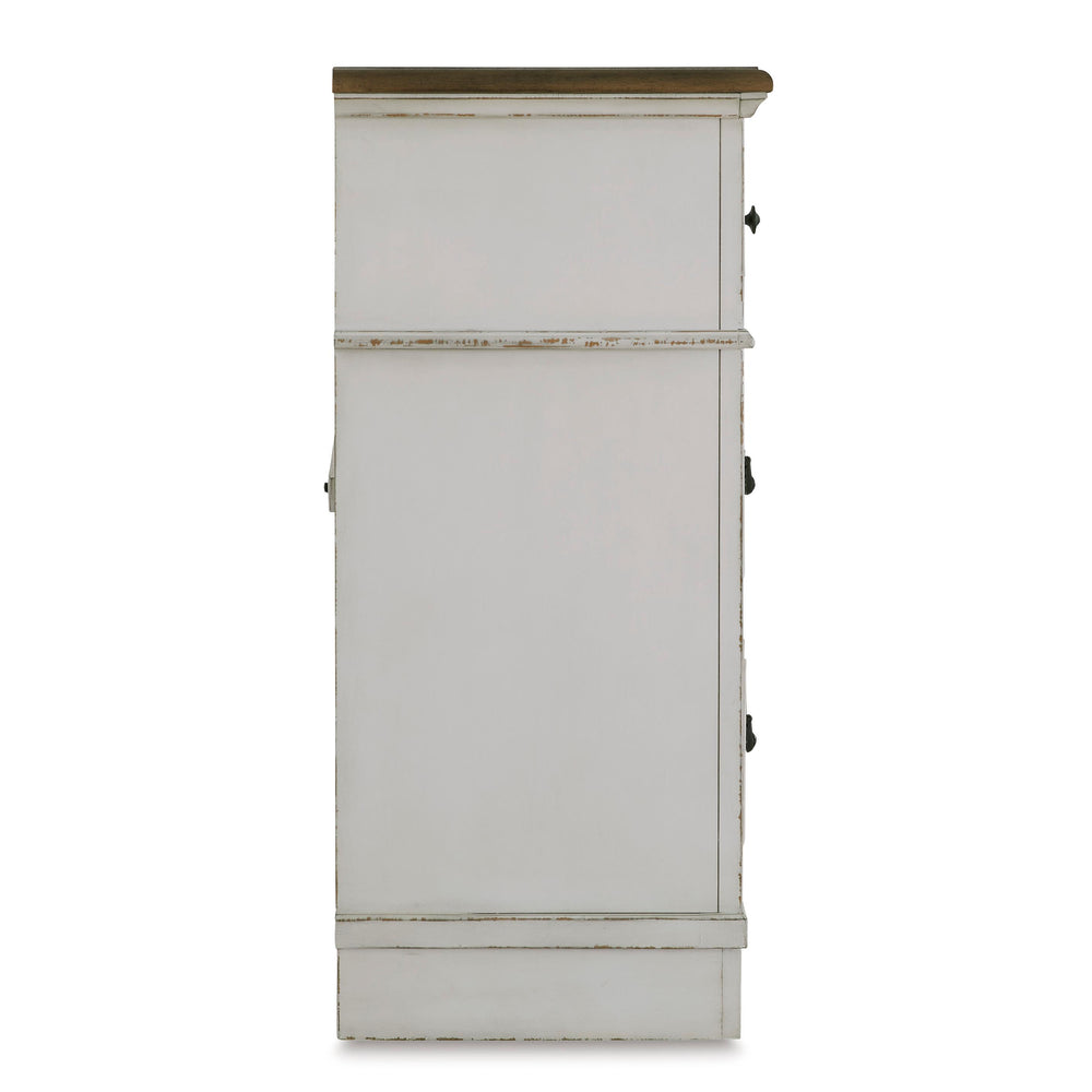  Signature Design by Ashley Blendon B747-31 Dresser IMAGE 4