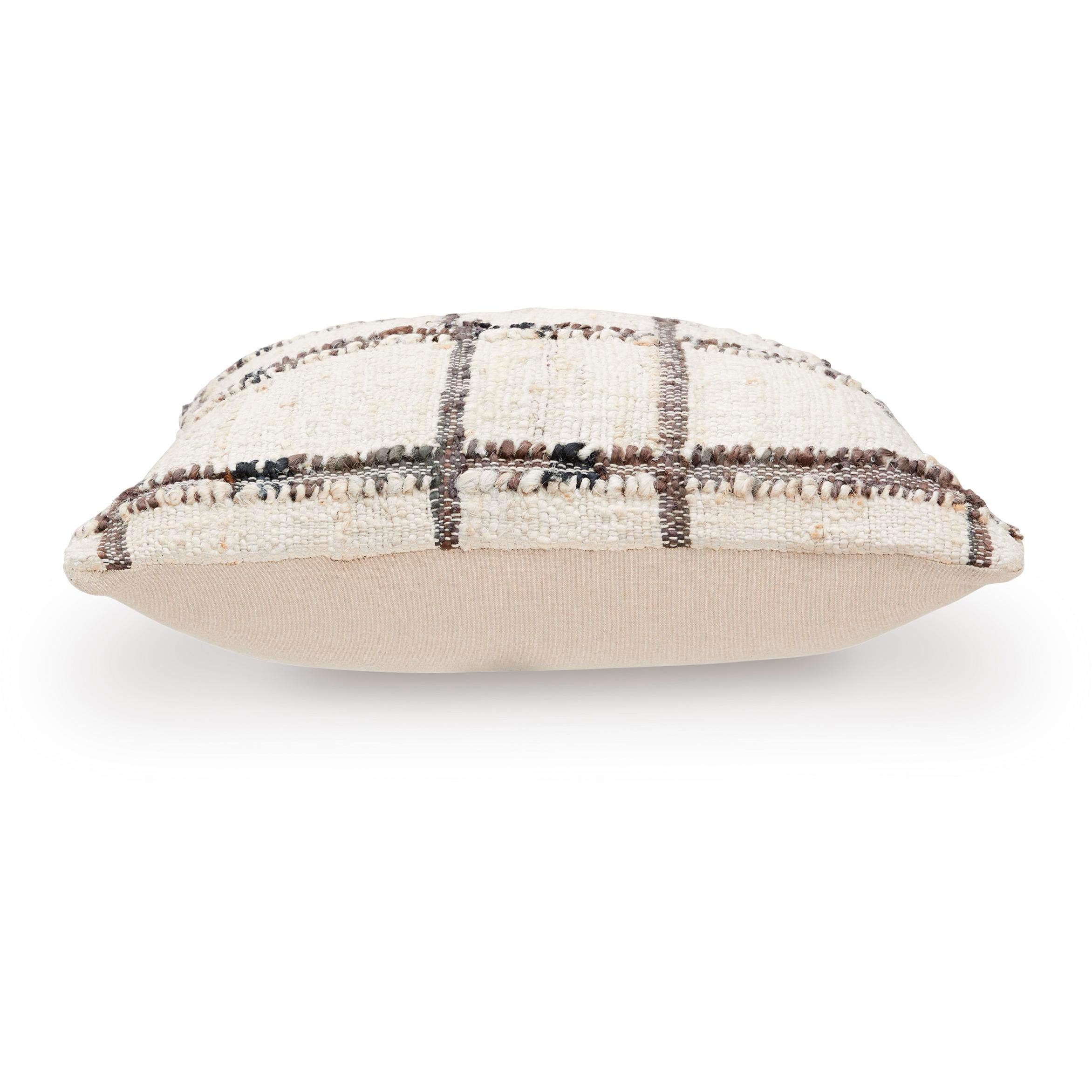  Signature Design by Ashley Wimings A1001167 Pillow IMAGE 3
