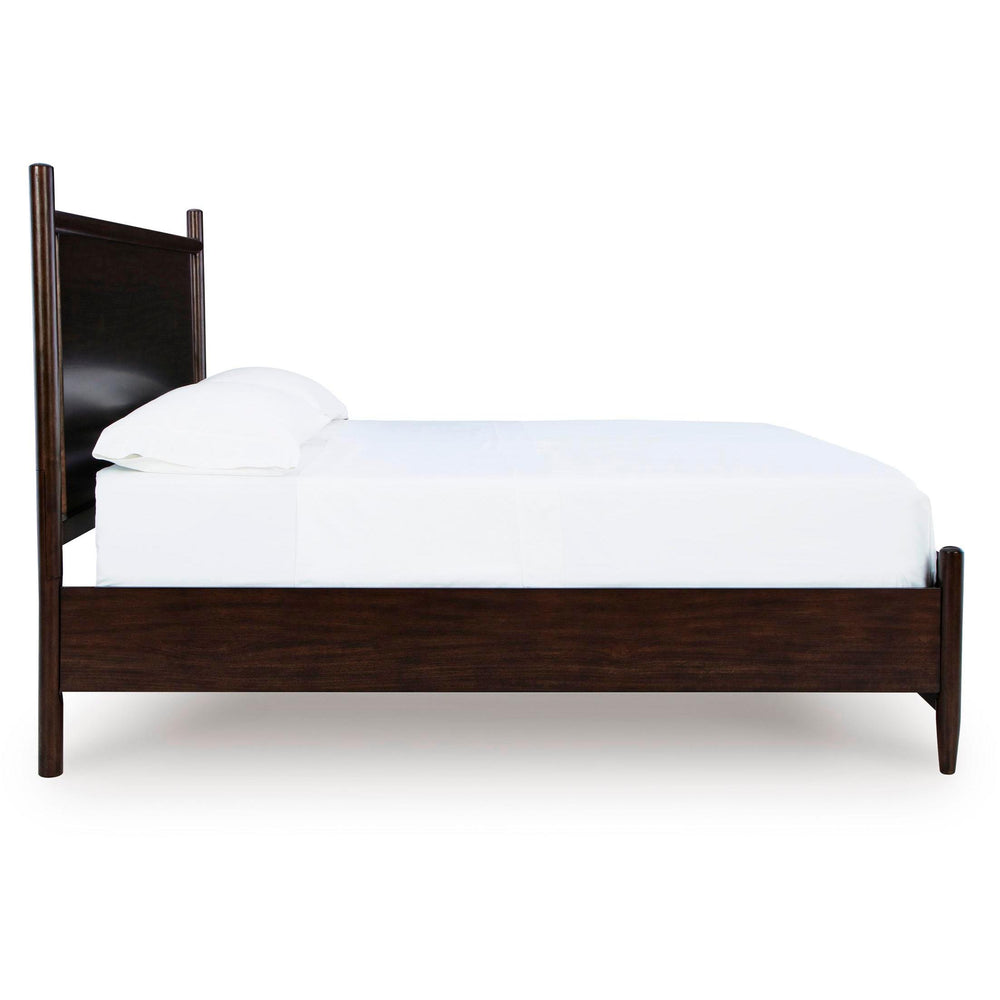  Benchcraft Dantenton California King Panel Bed B611-182/B611-95 IMAGE 3