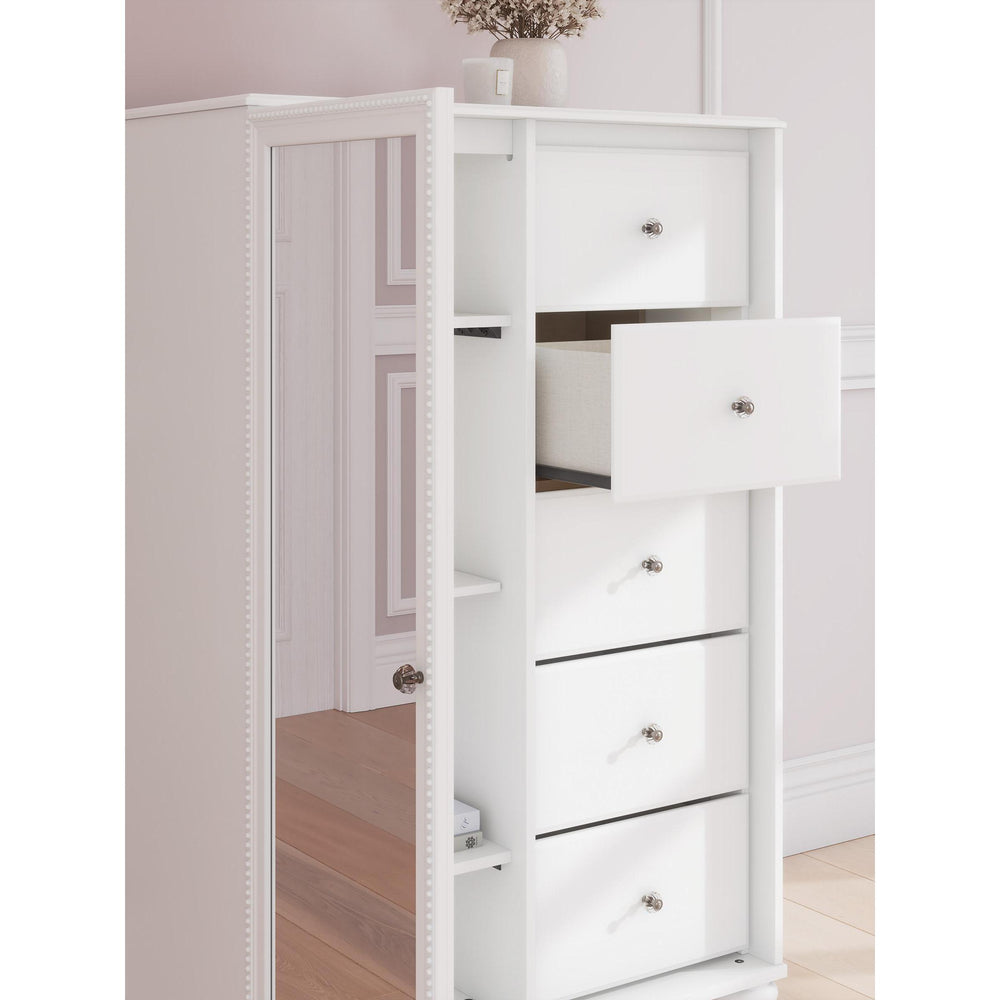  Signature Design by Ashley Kozlani 5-Drawer Chest PCB1819-48 IMAGE 8