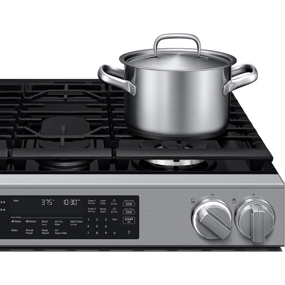 Samsung 30-inch, 6.0 cu. ft. Slide-in Gas Range with True Convection Technology NSG90H60DRAA IMAGE 6