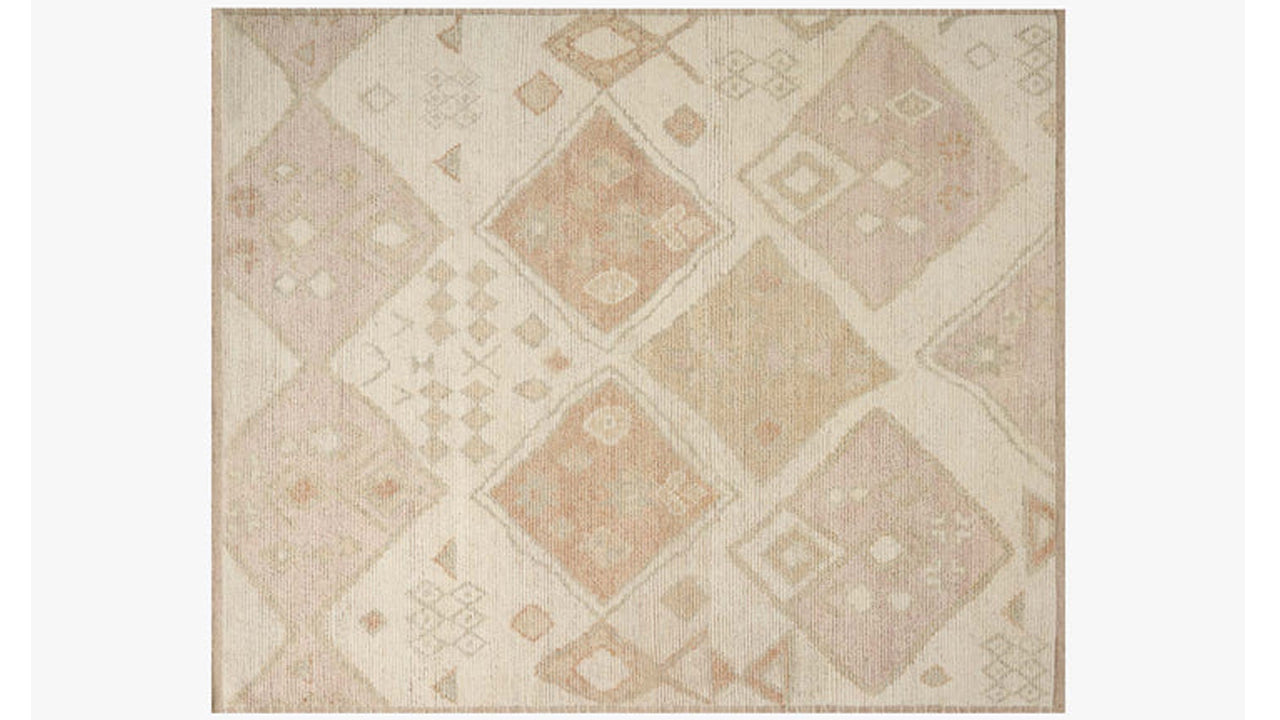 IVORY ABSTRACT RUG