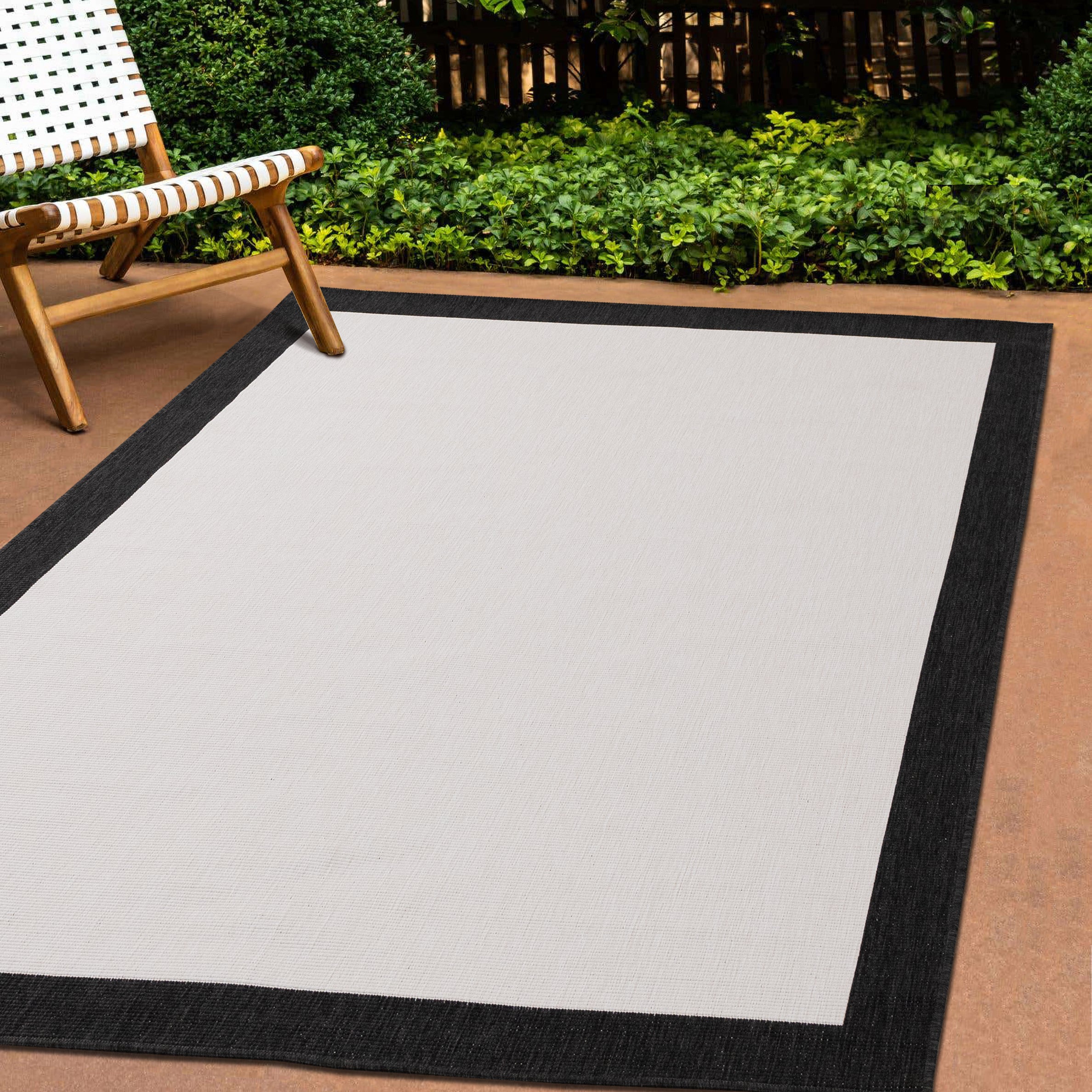 Bristol Reversible Cream Black Border Rug