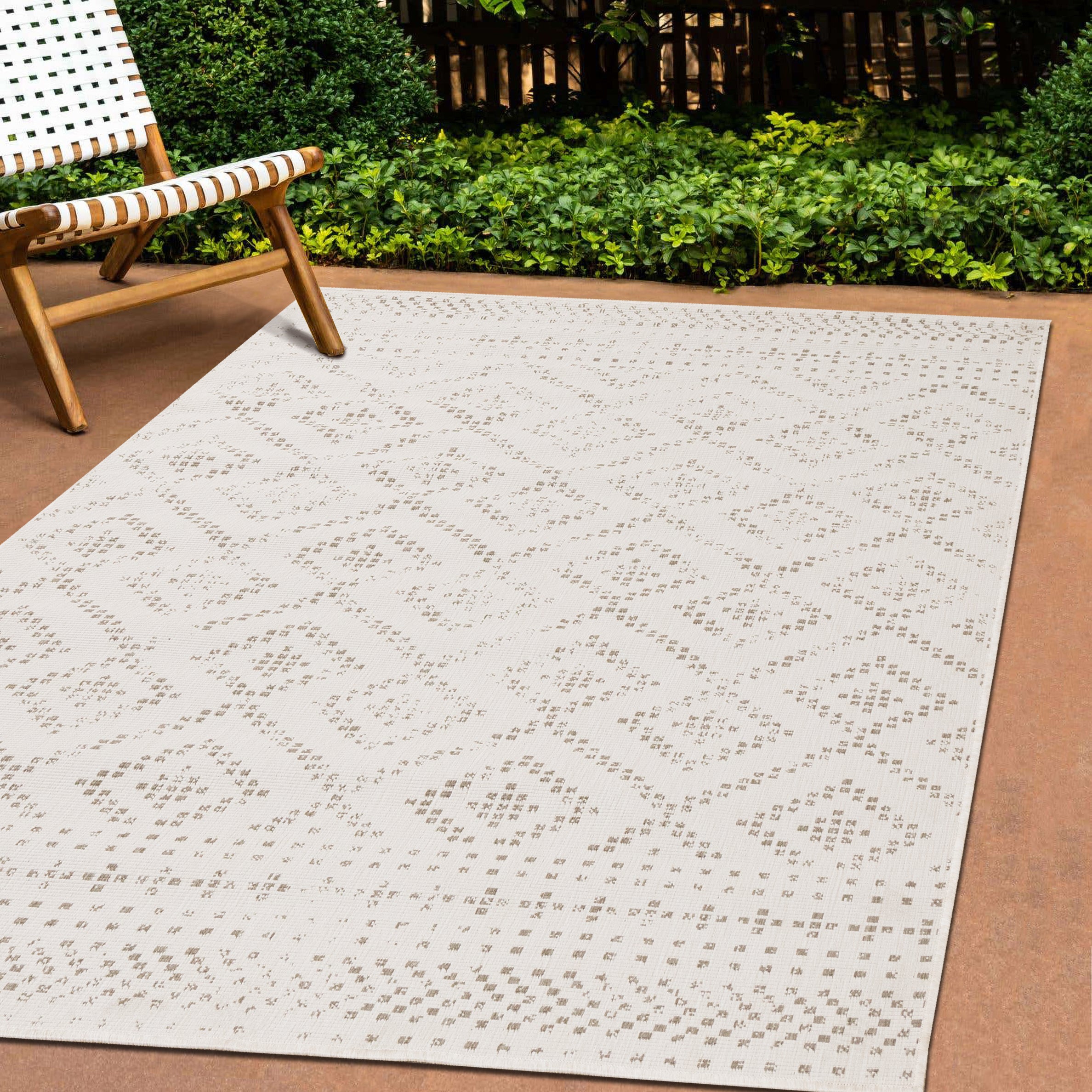 Bristol Beige Cream Diamond Pattern Reversible Rug