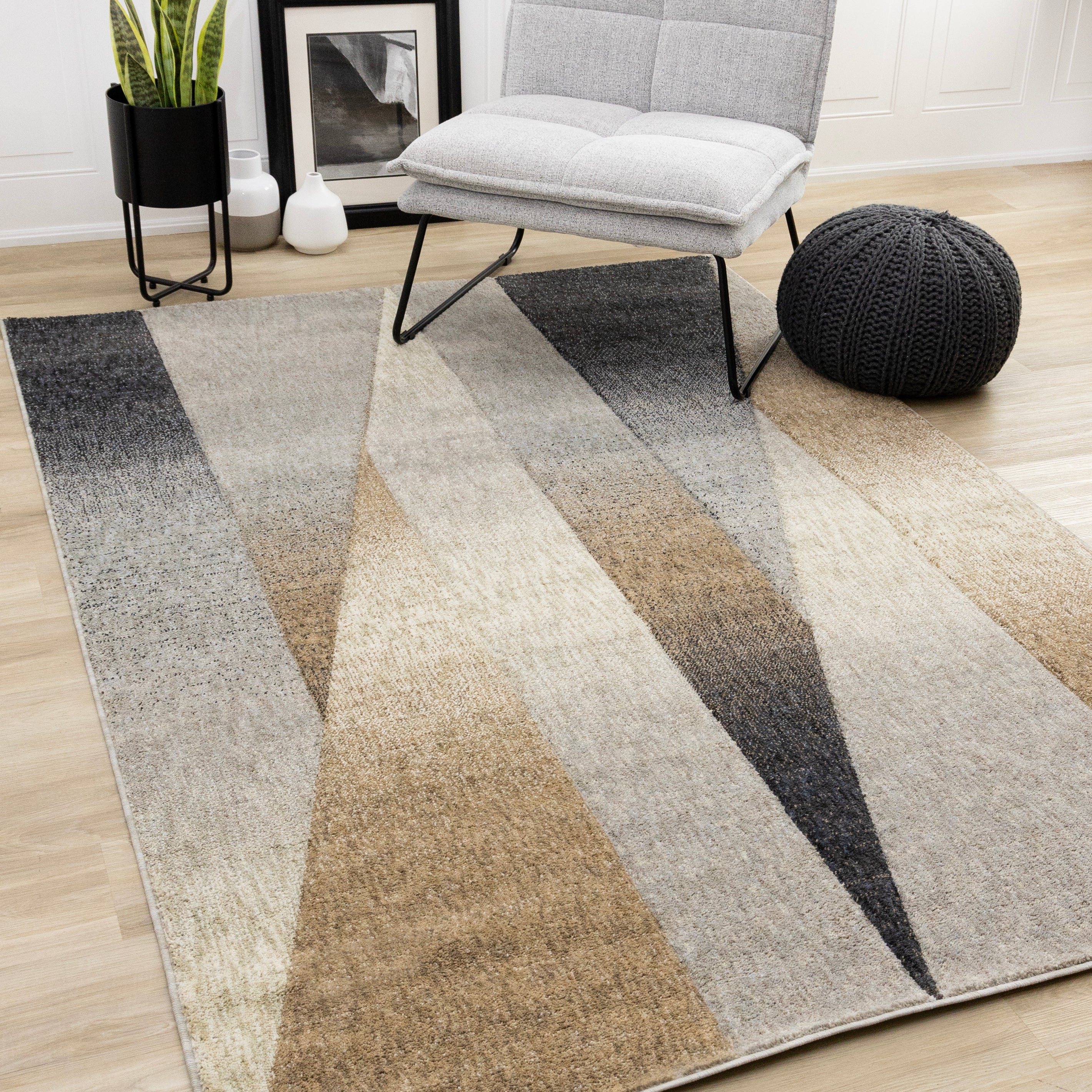 Cora Grey Black Brown Spiky Geometric Design Rug