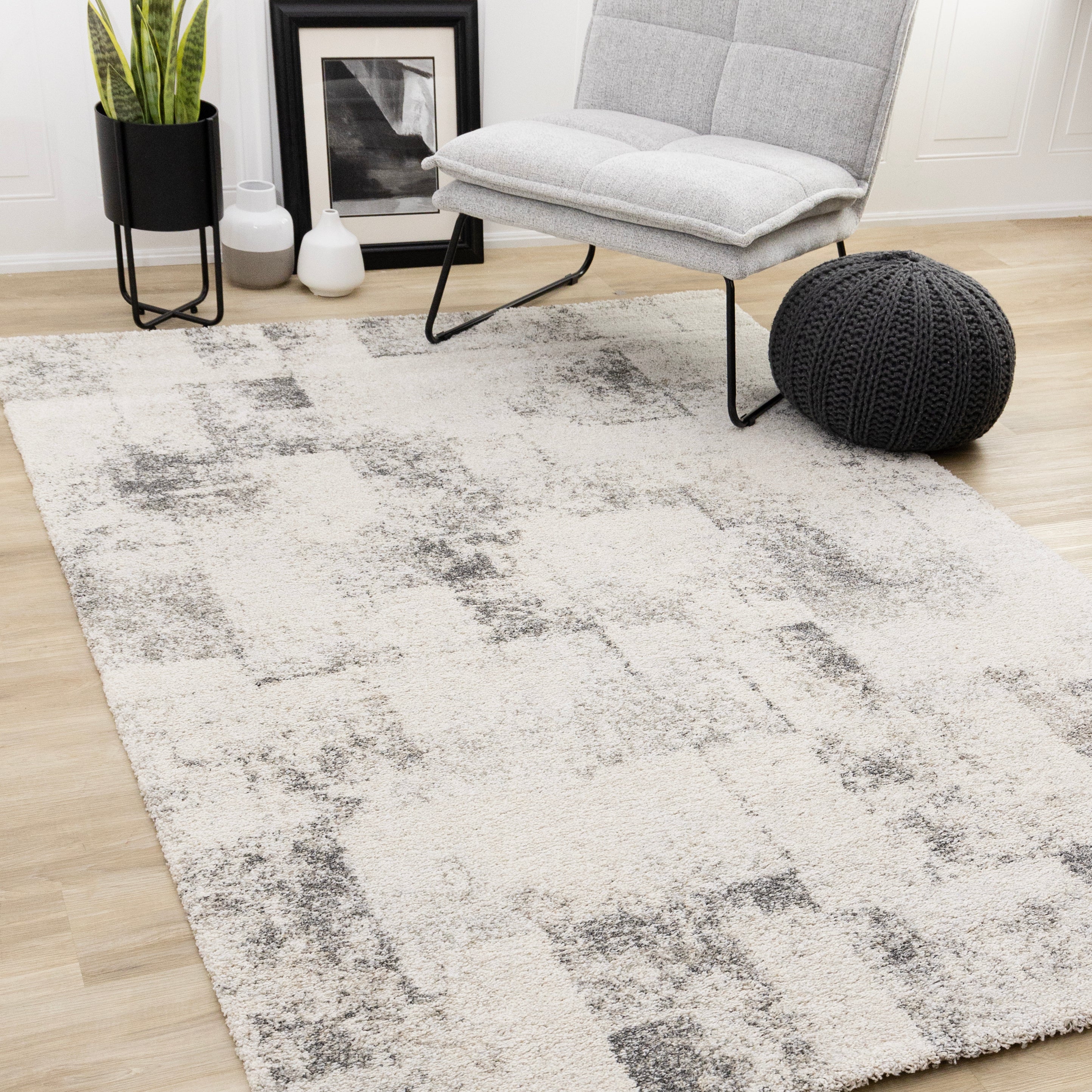 Marquis White Grey Distressed Patches Rug