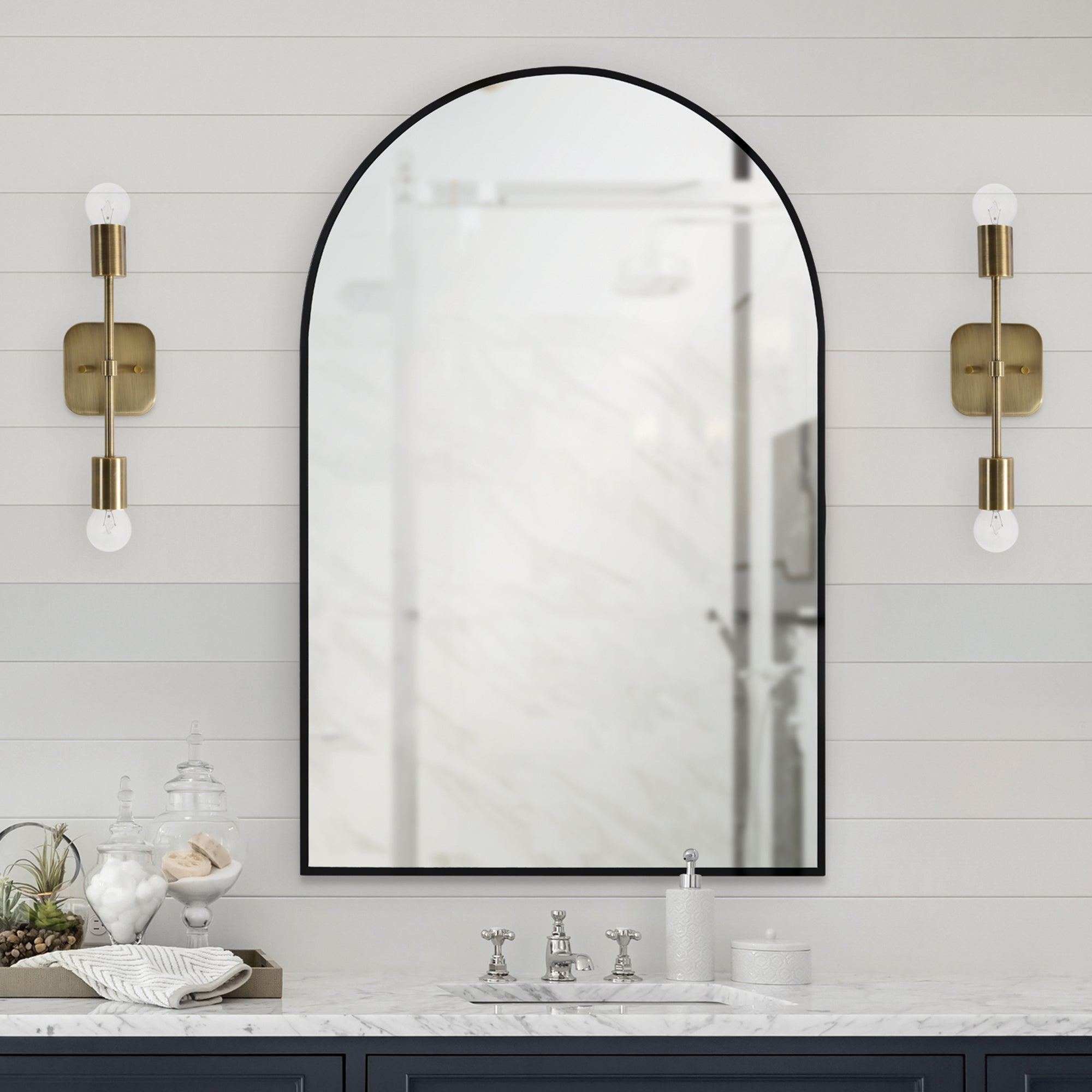 Waren 36" Tall Arch Wall Mirror, Black - Lifestyle Image - MT2451