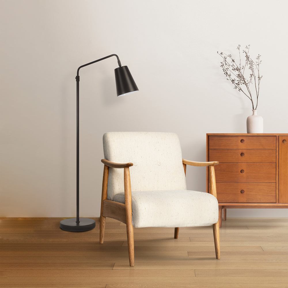 Nottingham 47.5" Height Floor Lamp, Black - Lifestyle Image - LPF3174