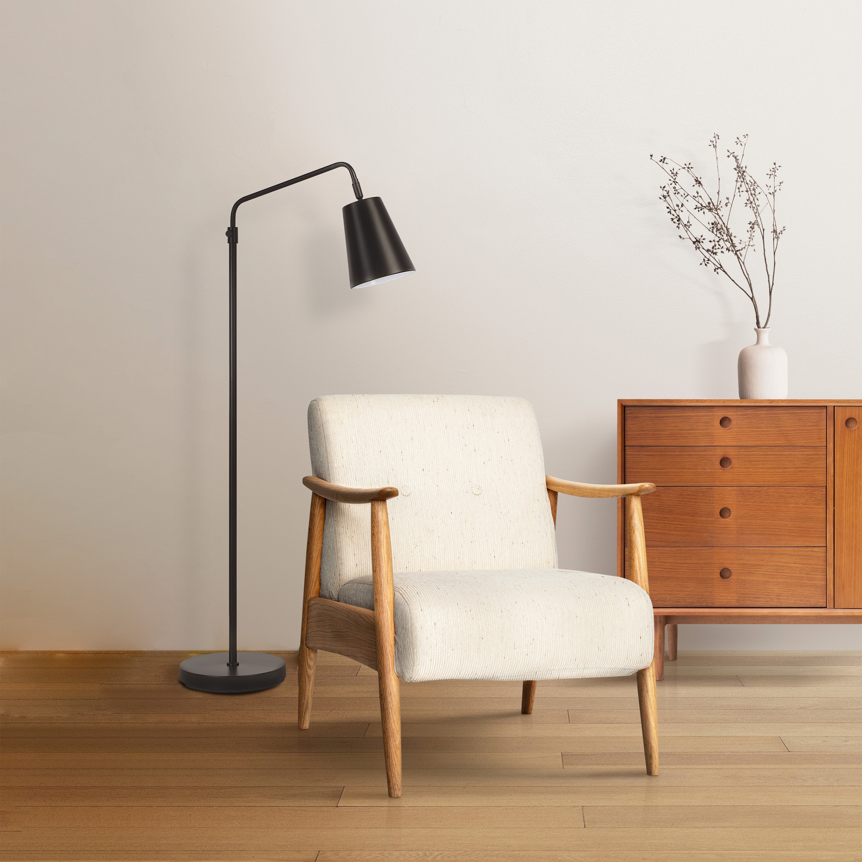 Nottingham 47.5" Height Floor Lamp, Black - Lifestyle Image - LPF3174