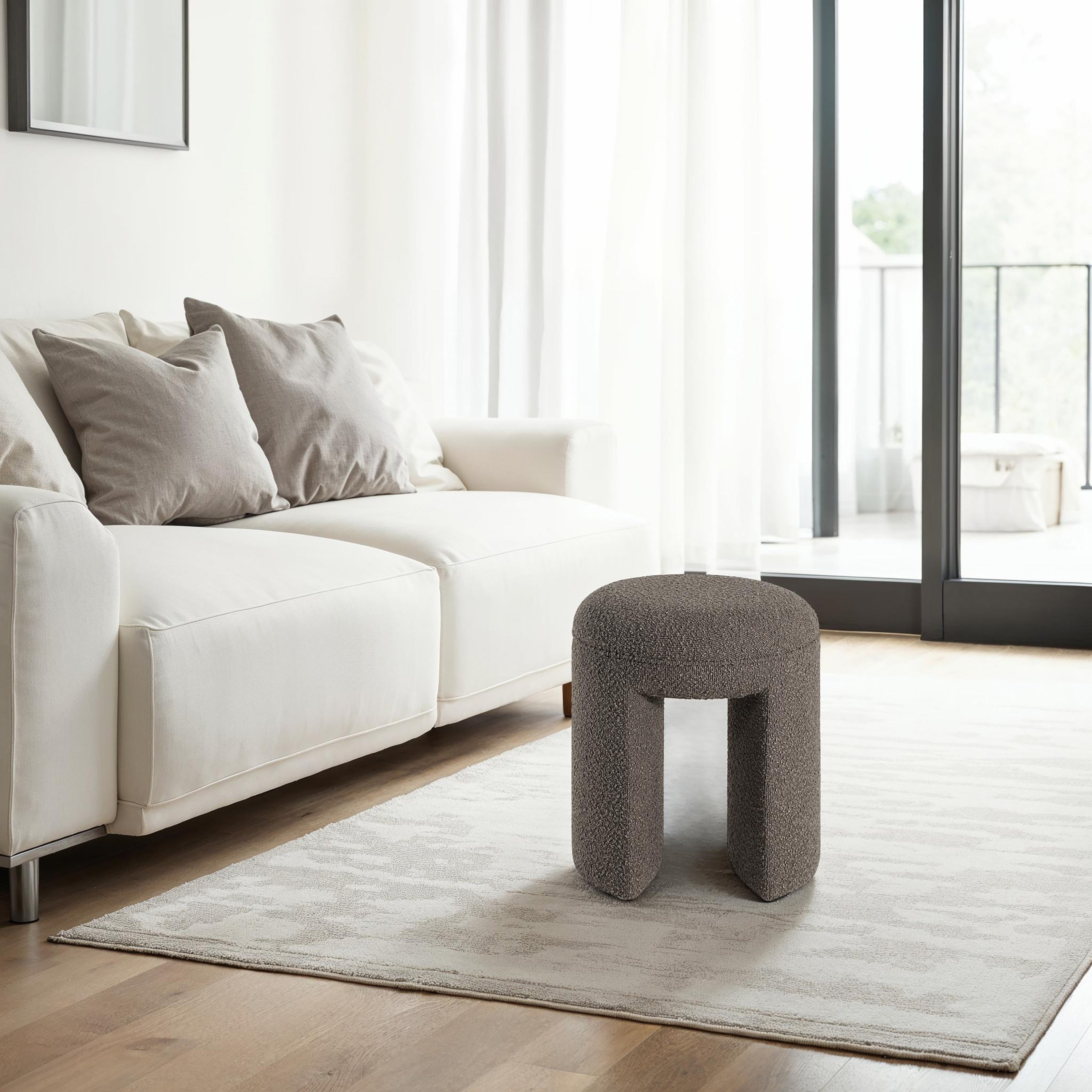 Amarion 16.93" Height Stool, Brown - Lifestyle Image - CHA108