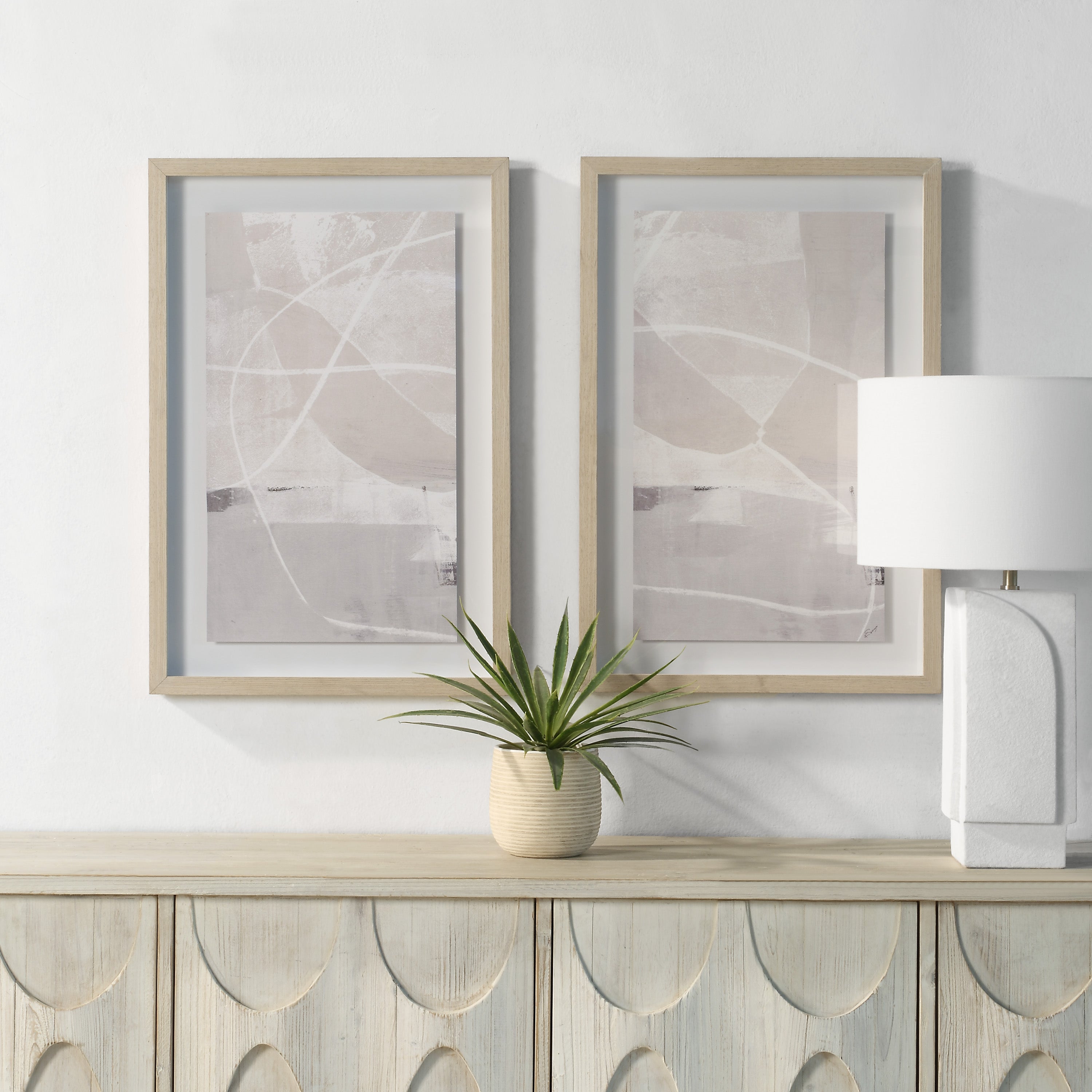 Rovereto 20" Wide Wall Decor, Beige - Lifestyle Image - PA0042