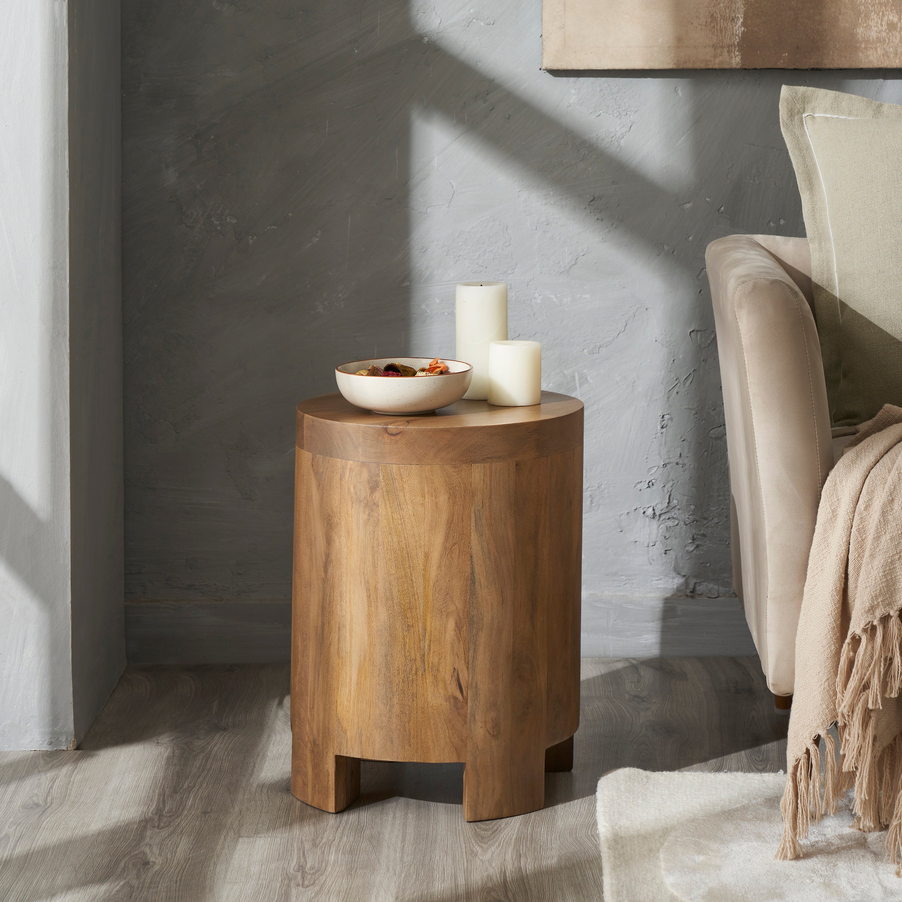 Salvatore Indoor Mango Wood Side Table, Light Brown - Lifestyle Image - TA503
