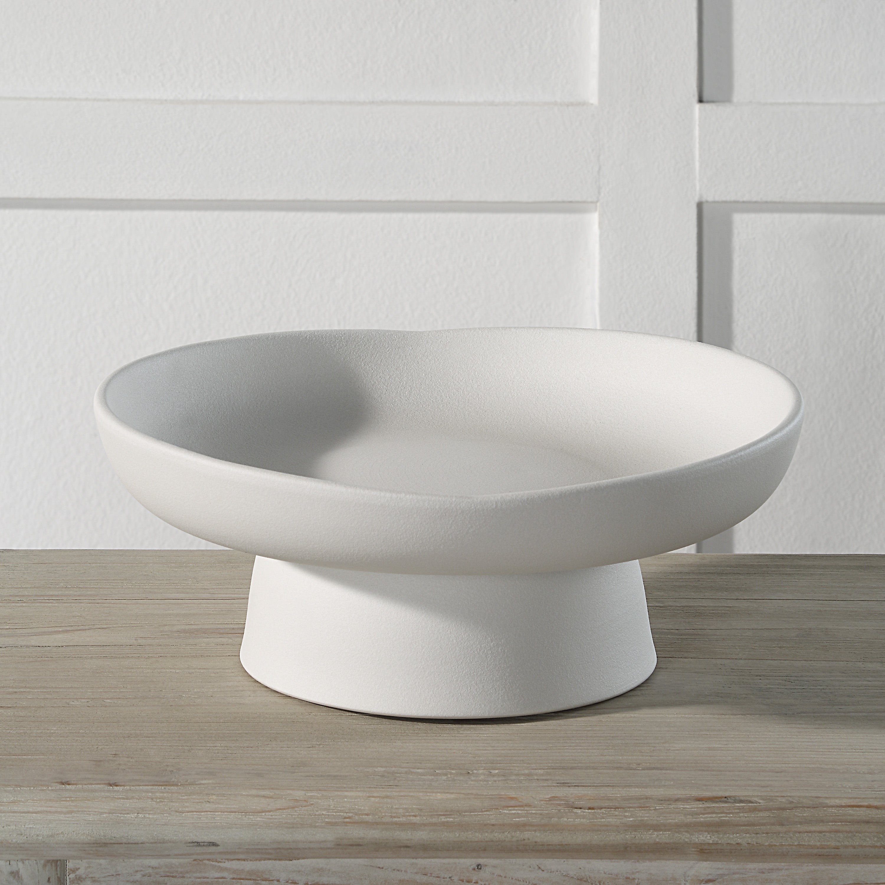 Malabo Indoor Porcelain Ceramic Bowl, Matte Off-White - Lifestyle Image - VAS258
