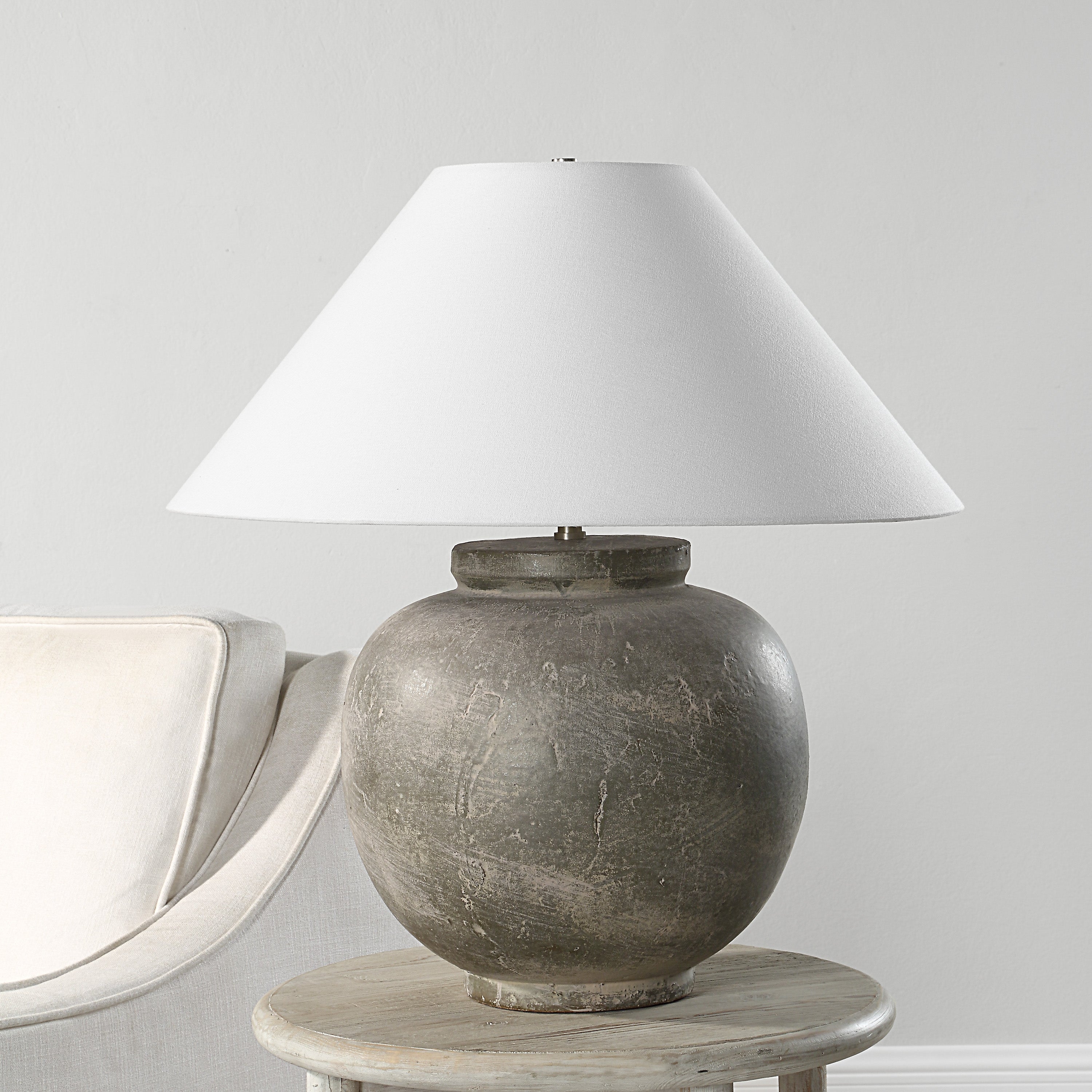 Olivia 25" Length Table Lamp, GREEN - Lifestyle Image - LPT1281