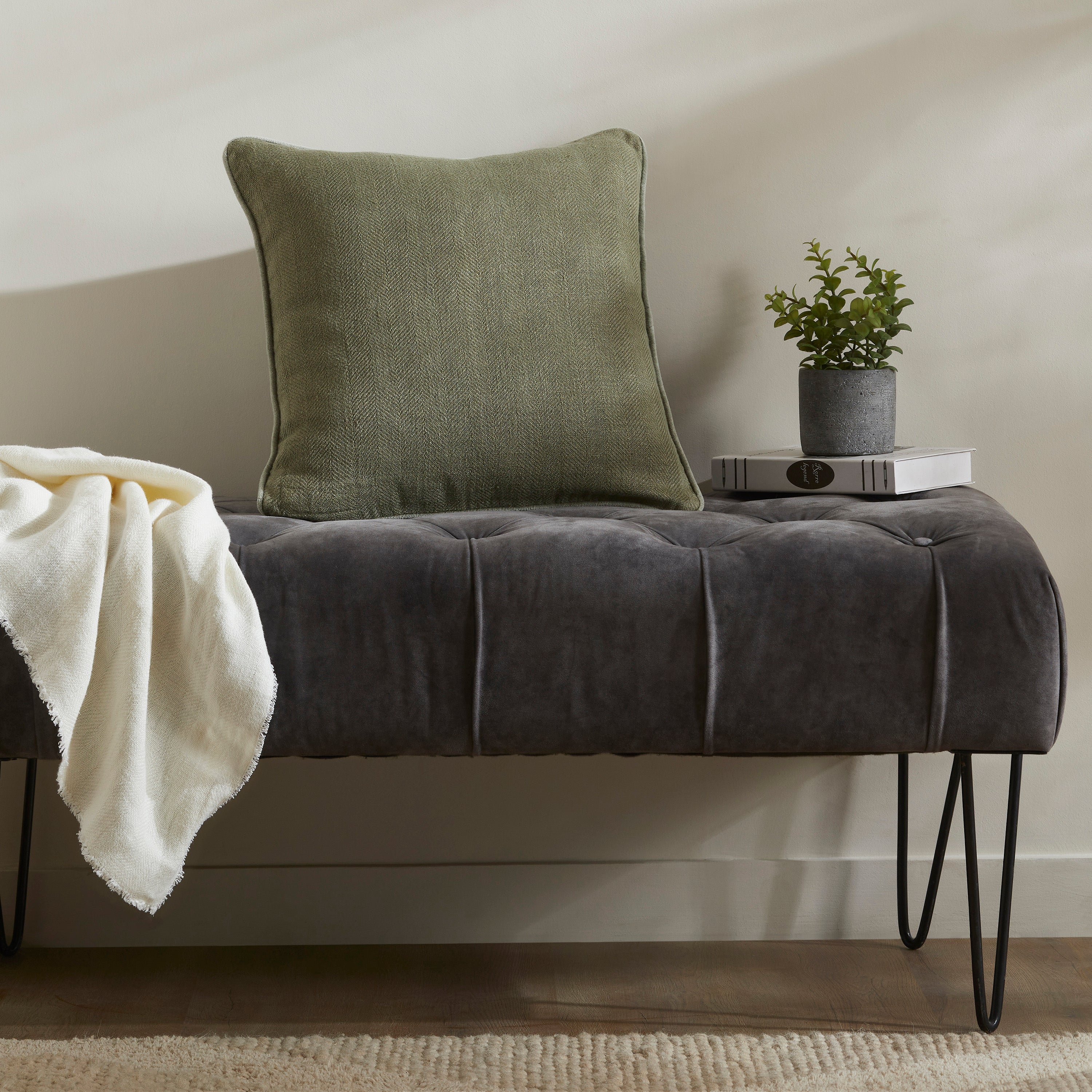 Lavigne 20X20 Indoor Pillow, Dark Green - Lifestyle Image - PWFL1445