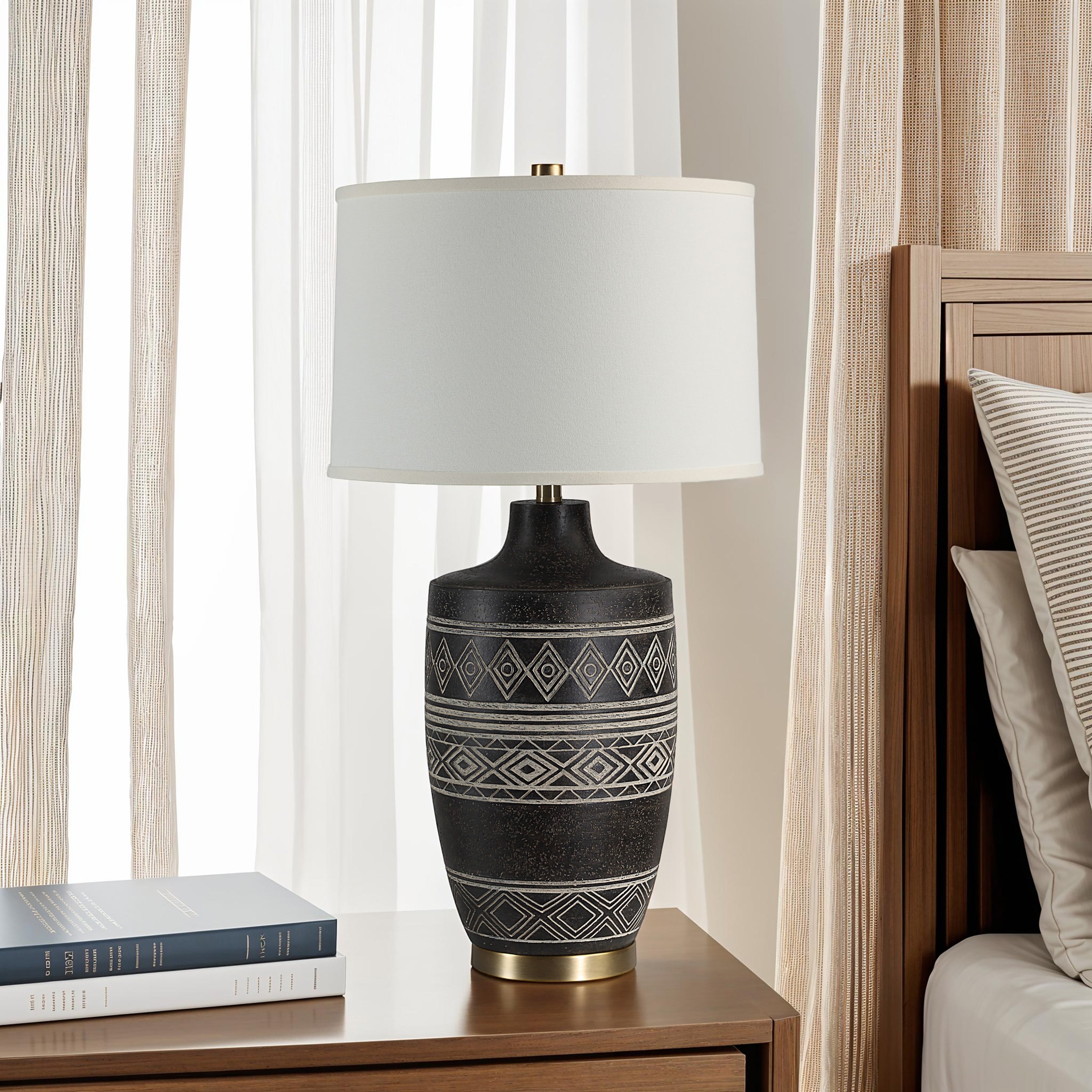 Ceniza 30.5" Height Table Lamp, Black - Lifestyle Image - LPT1326
