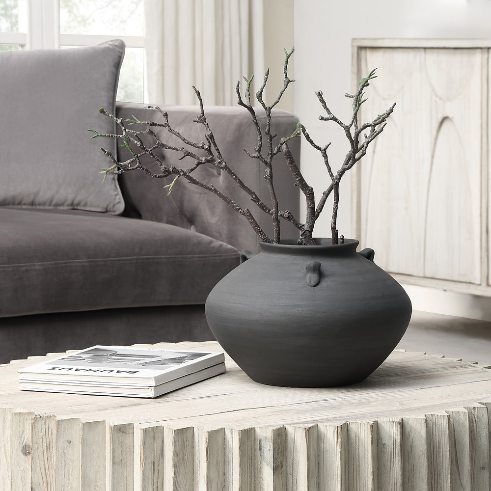 Asher Indoor Vase, Black - Lifestyle Image - VAS297