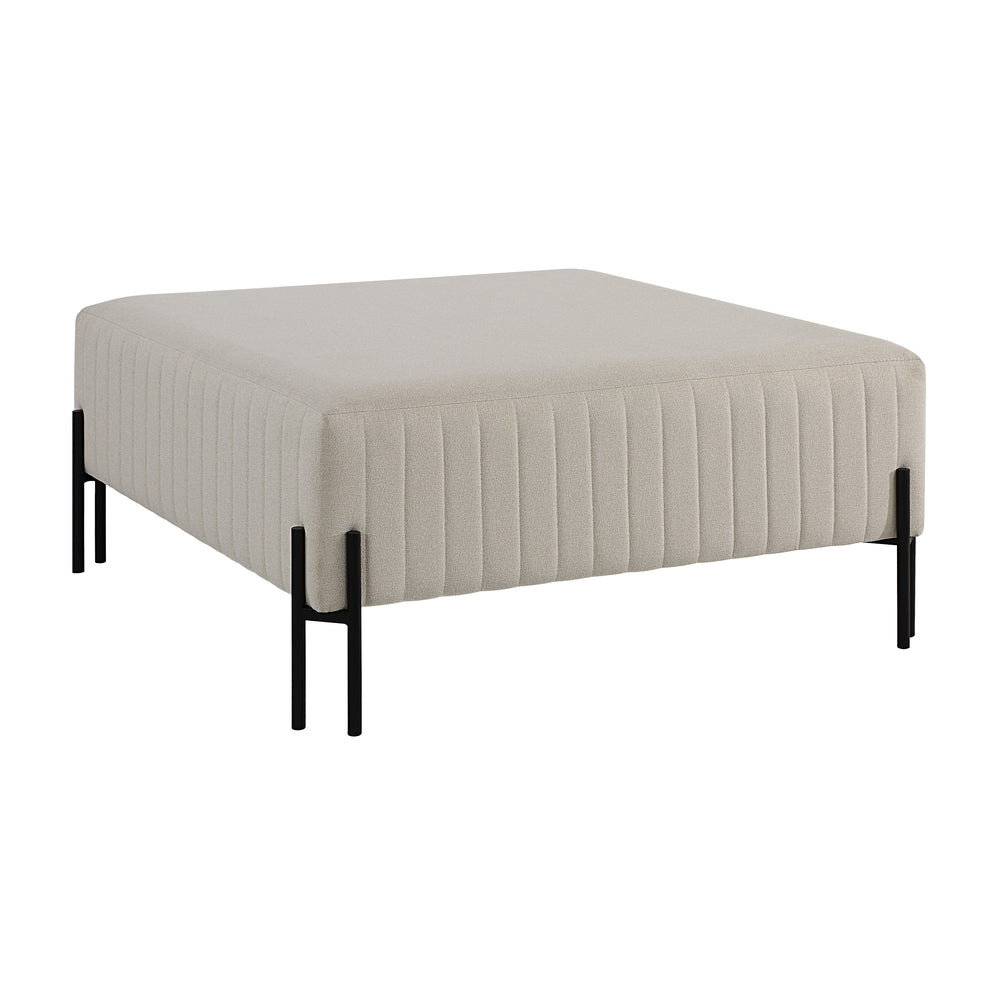 Fitzroy Bench, Natural - Angle Image - CHA109