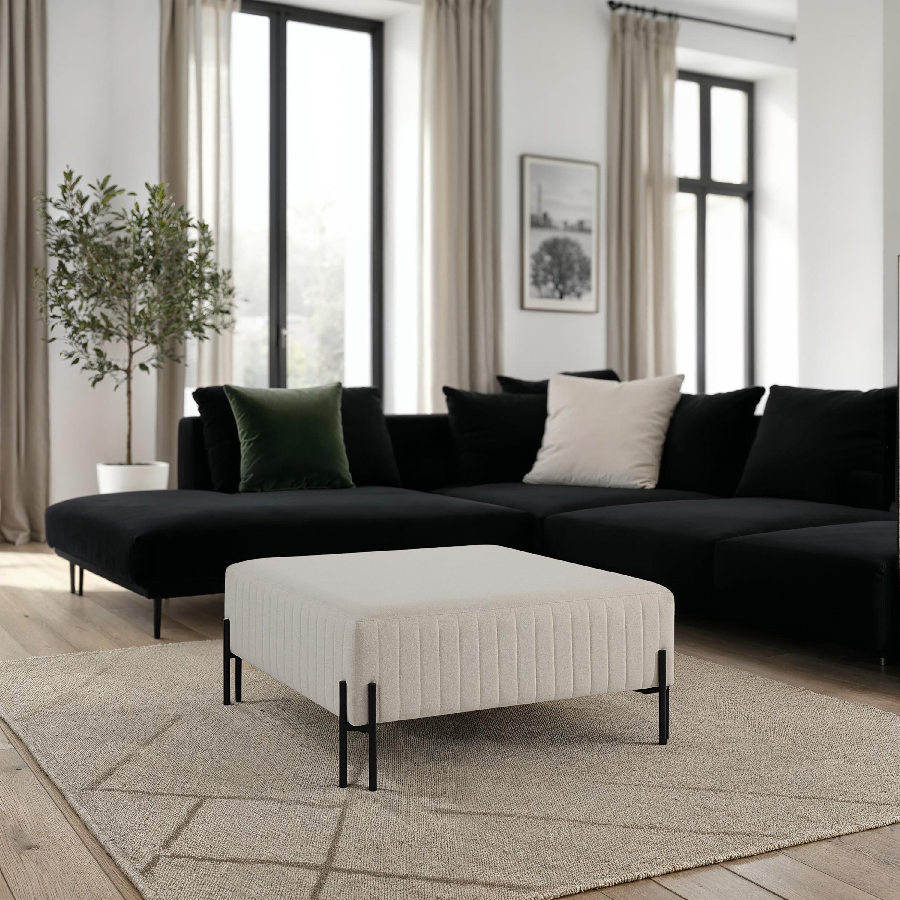Fitzroy Bench, Natural - Lifestyle Image - CHA109
